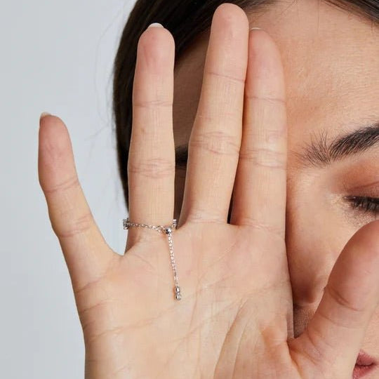 Multi Zircon Chain Ring Silver - ARTSY SILVER