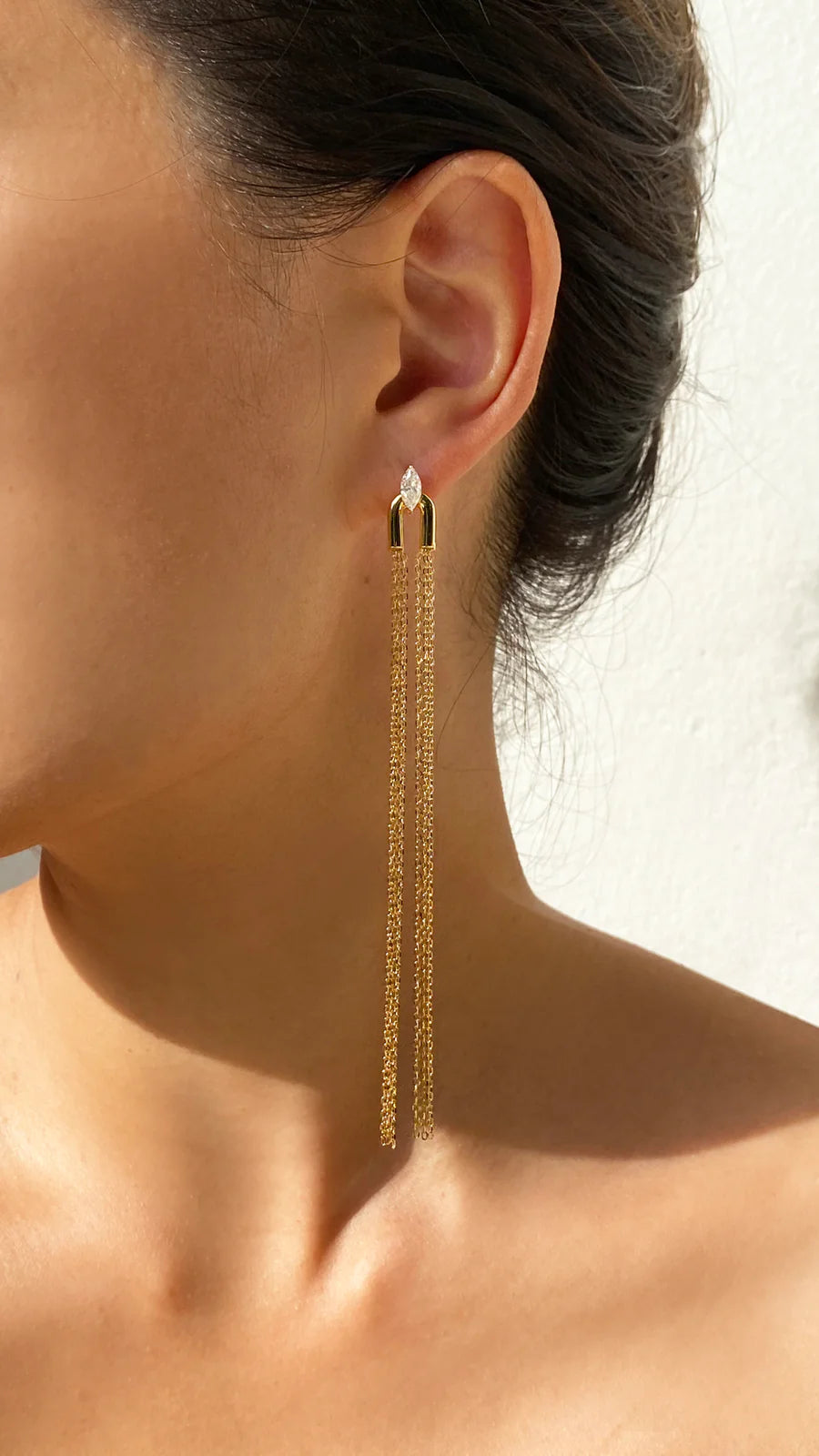 MULTI CHAINS MAQUISE CUT STONE EARRING