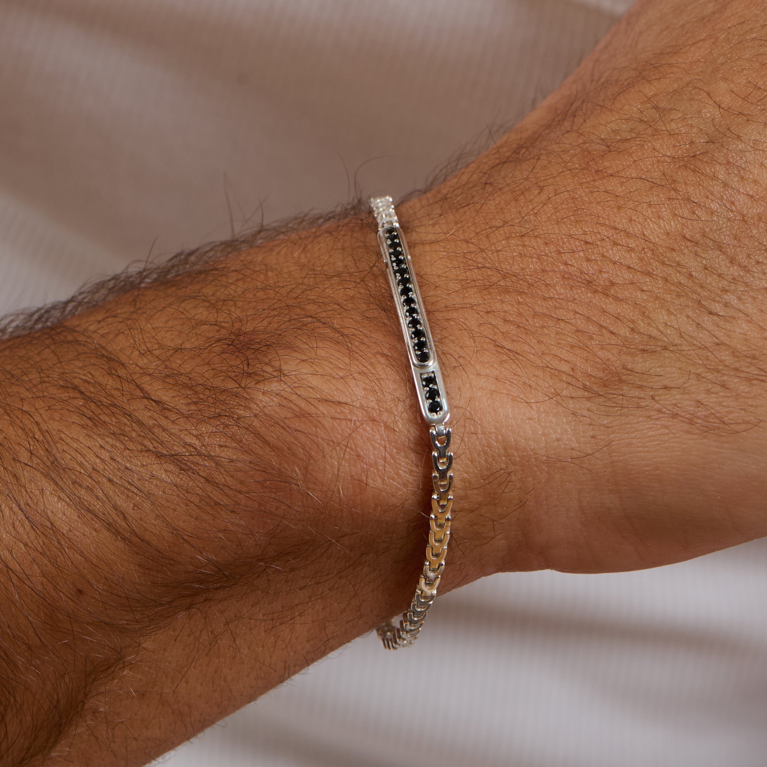 Onyx Line Chain Bracelet