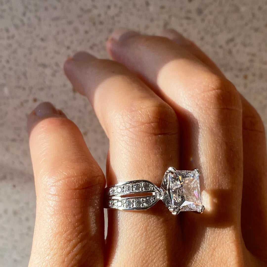 All Eyes On You Zircon Ring - ARTSY SILVER