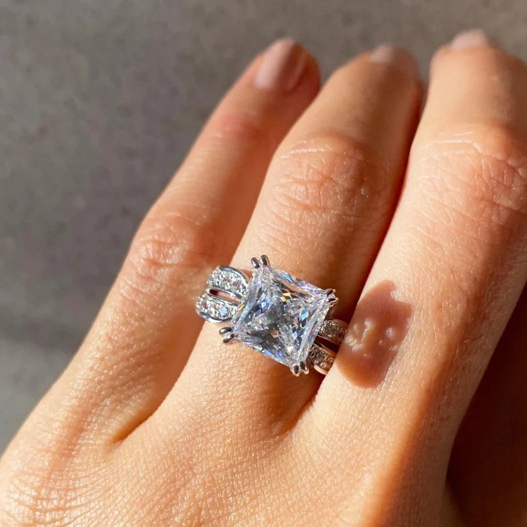 All Eyes On You Zircon Ring - ARTSY SILVER
