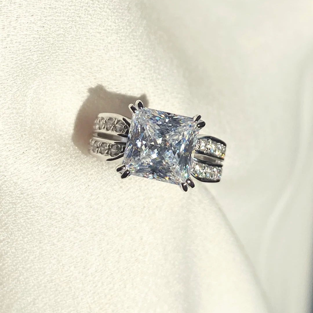 All Eyes On You Zircon Ring - ARTSY SILVER