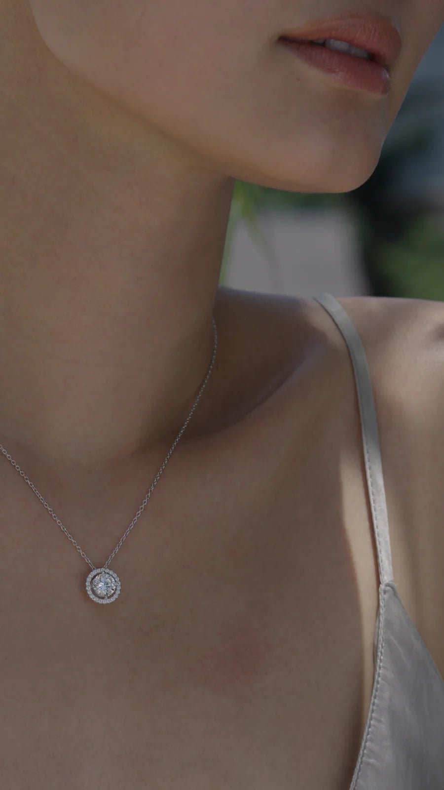 Round Zircon Solitaire Necklace - ARTSY SILVER