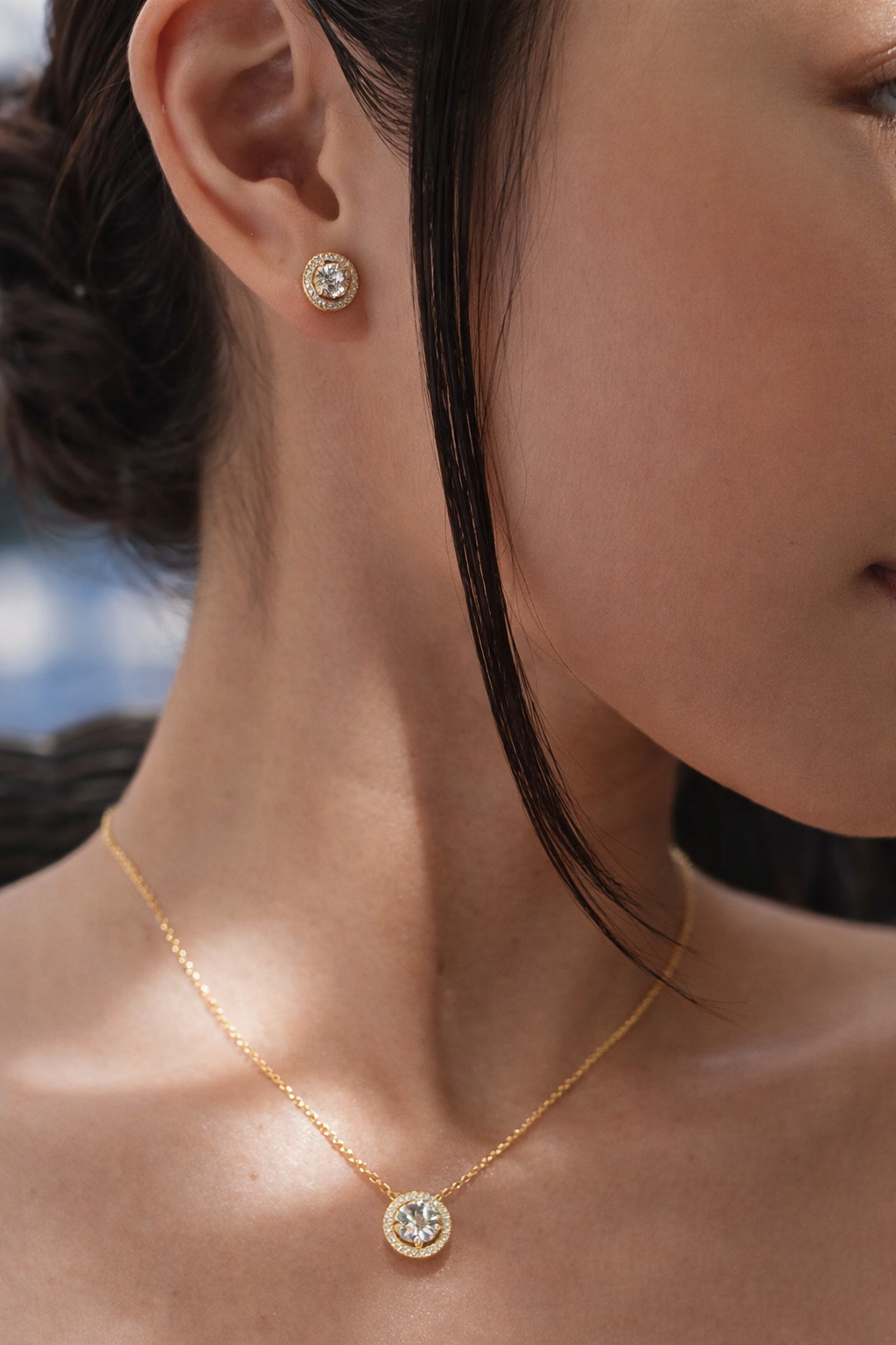 Round Zircon Stones Necklace Gold Plating