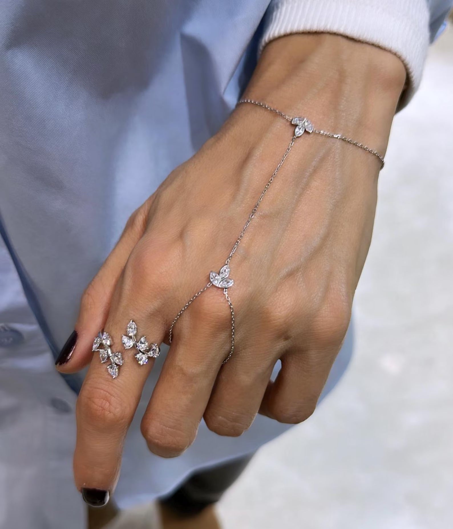 Lucia Silver Hand Chain - ARTSY SILVER