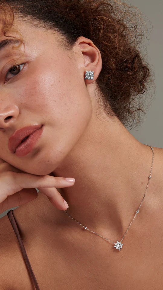 Silver Lilly Flower Necklace