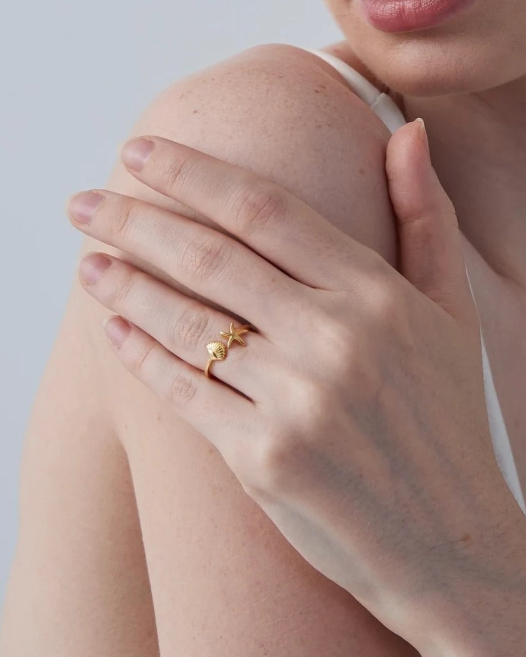 Woman's Star Ring Gold Plated - ARTSY SILVER 