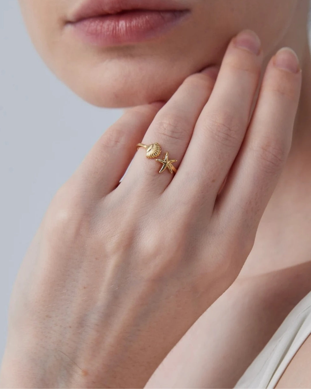 Woman's Star Ring Gold Plated - ARTSY SILVER 