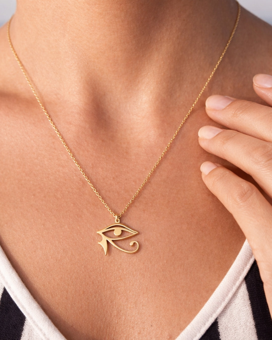 The Pharaonic Eye Necklace - ARTSY SILVER