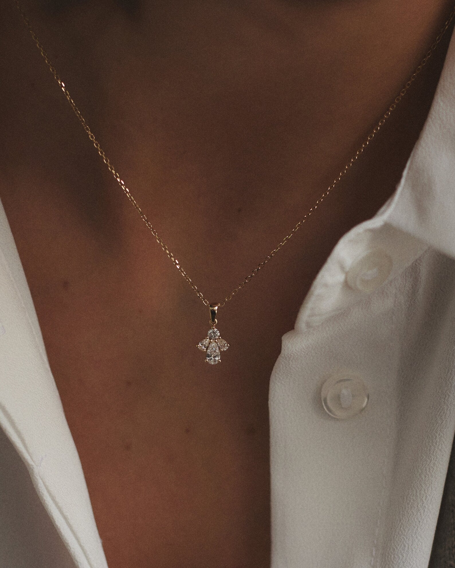 woman's Necklace with White Zircon Gold Plated -ARTSY SILVER 