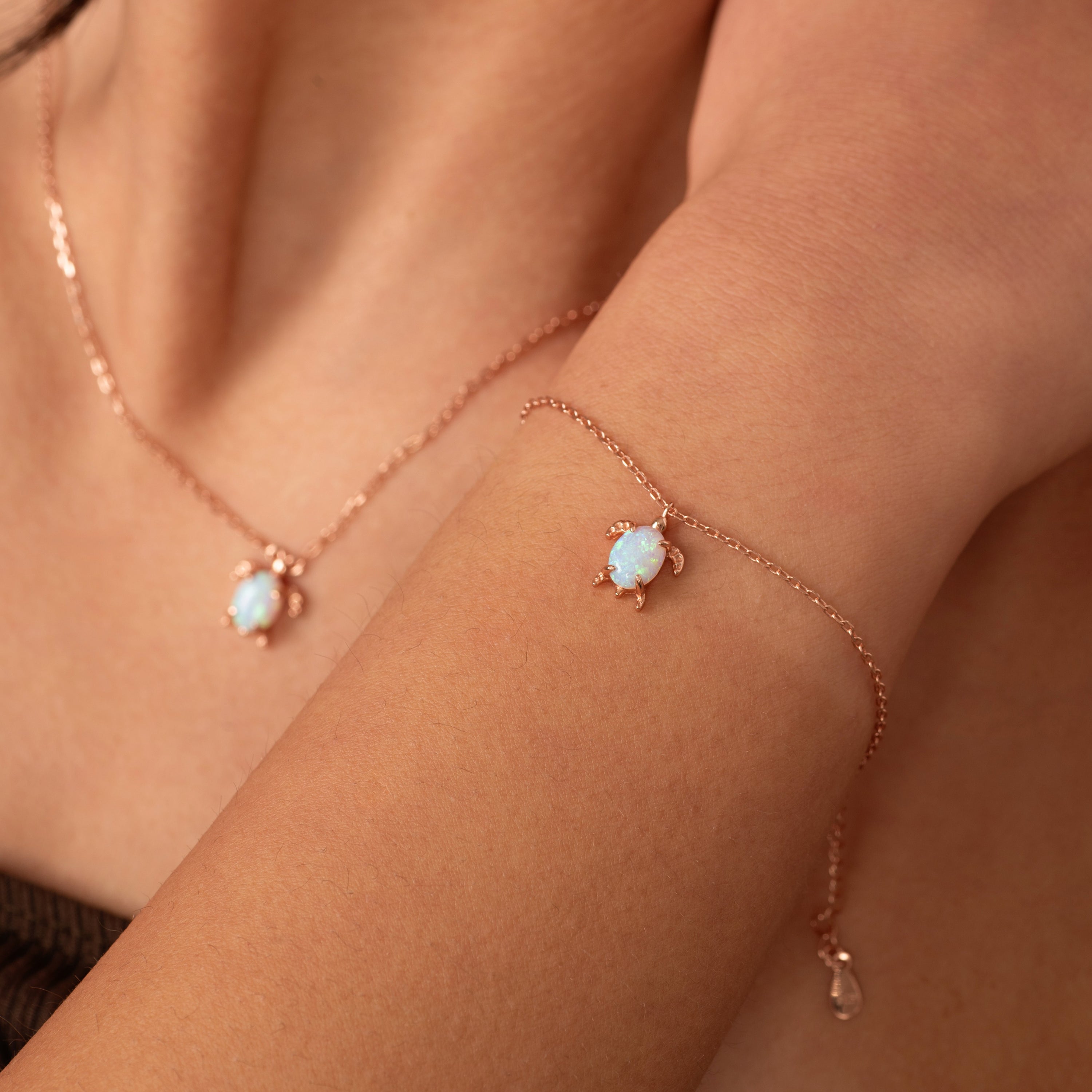 Mer Opal Necklace & Bracelet Set