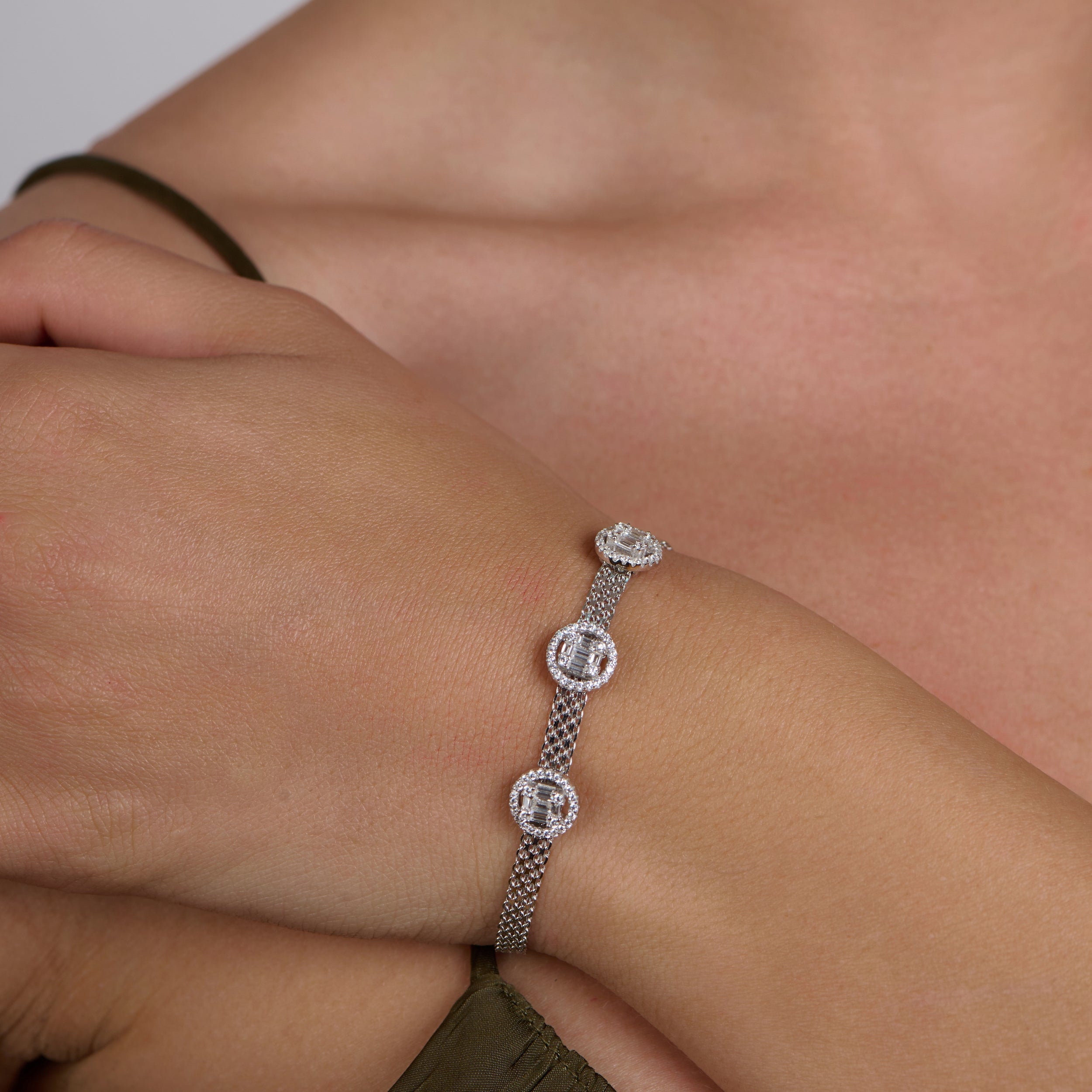 Trinity Glow Bracelet