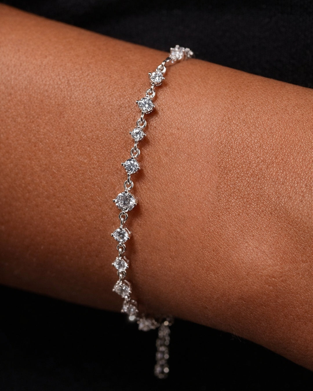 Twinkled Zircon Adjustable Bracelet