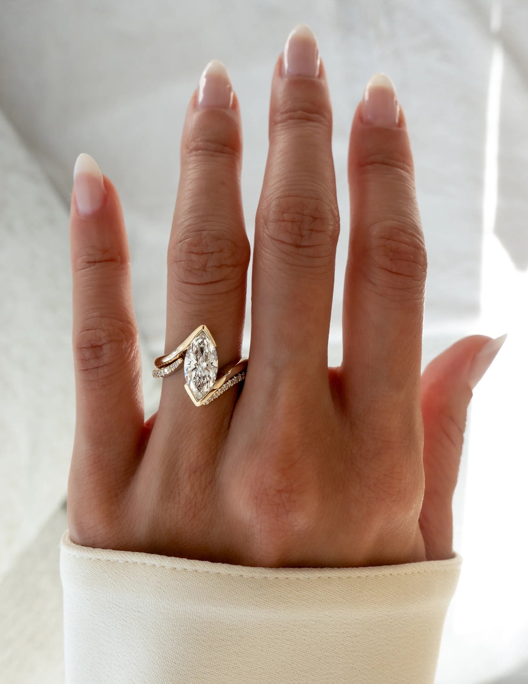 VERTICAL-MARQUISE-Ring