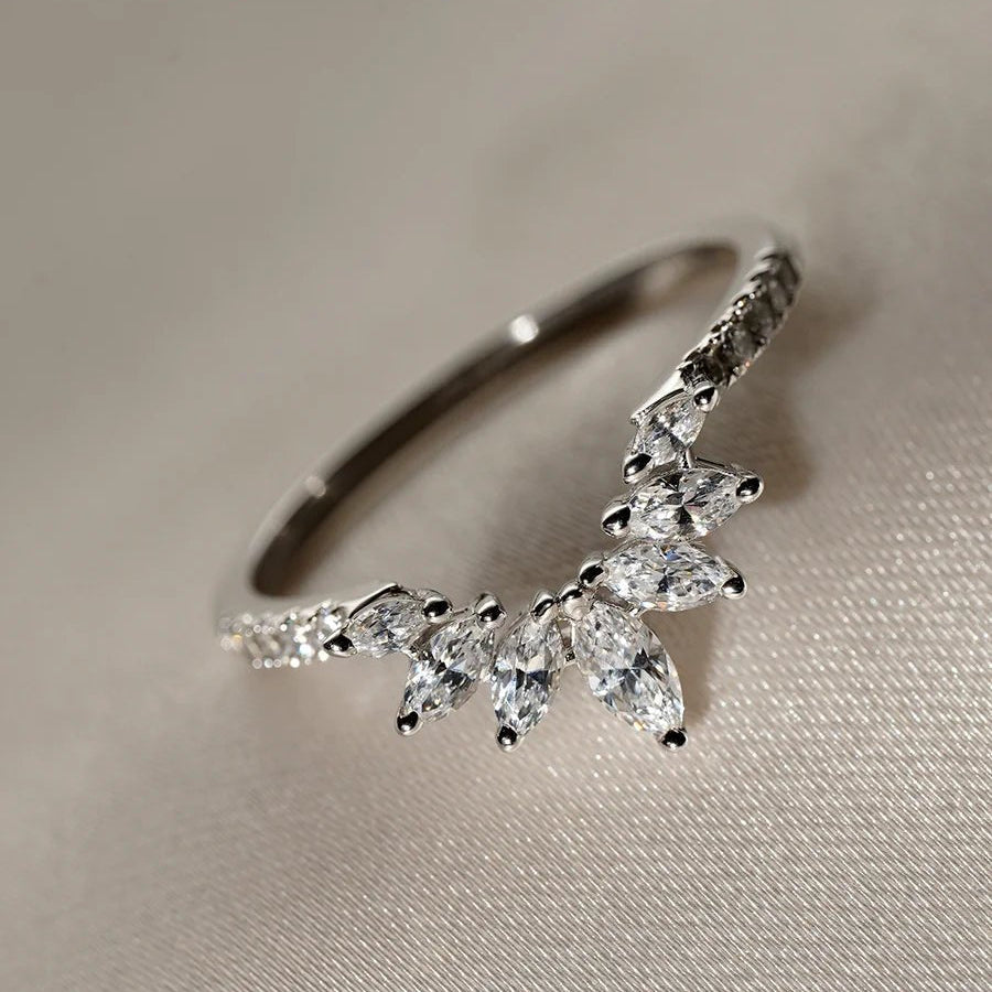 Venice Zircon Silver Ring - ARTSY SILVER