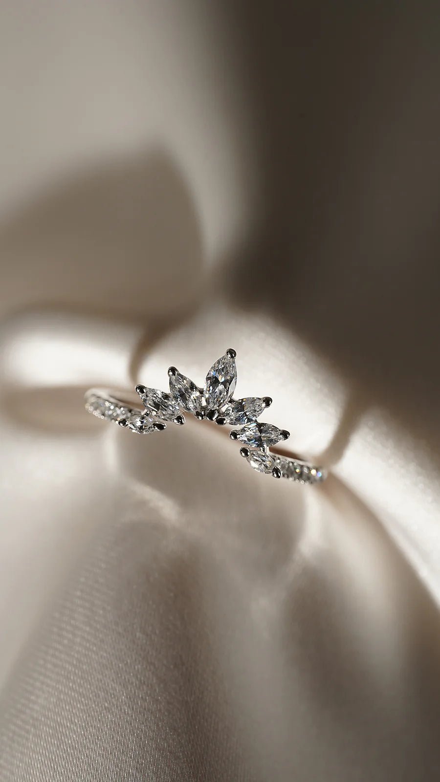 Venice Zircon Silver Ring - ARTSY SILVER