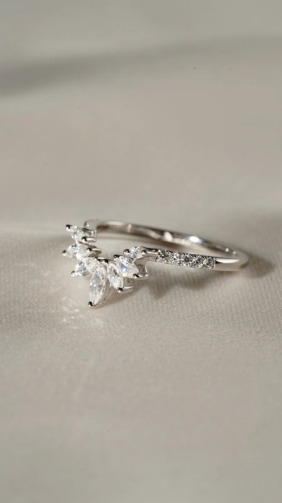 Venice Zircon Silver Ring - ARTSY SILVER