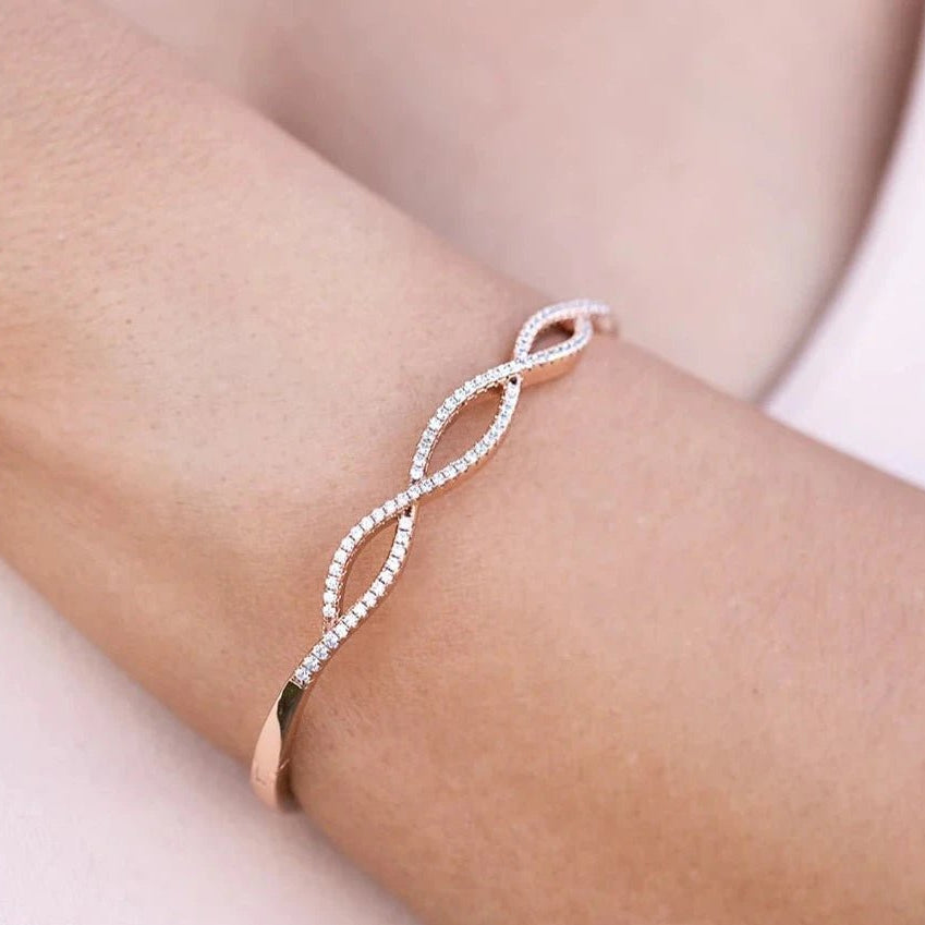 Zircon Stone Interlocking Bangle - ARTSY SILVER