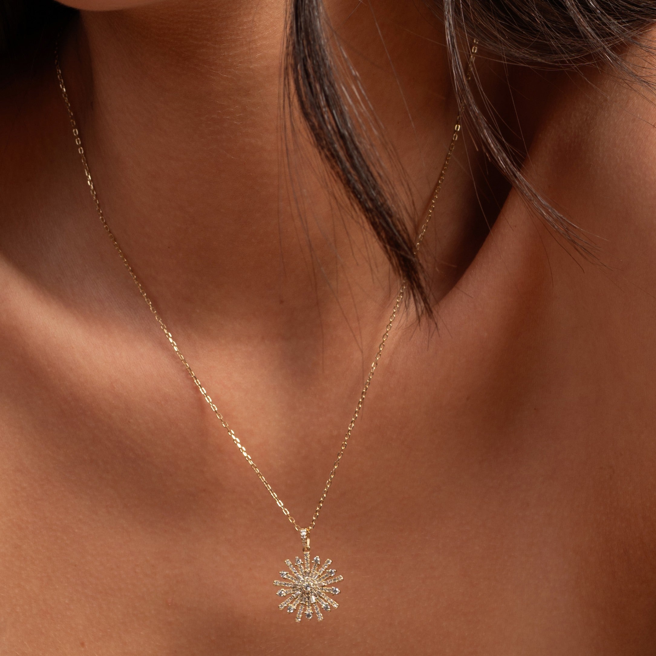 <tc>قلادة Zirconia Starburst</tc>