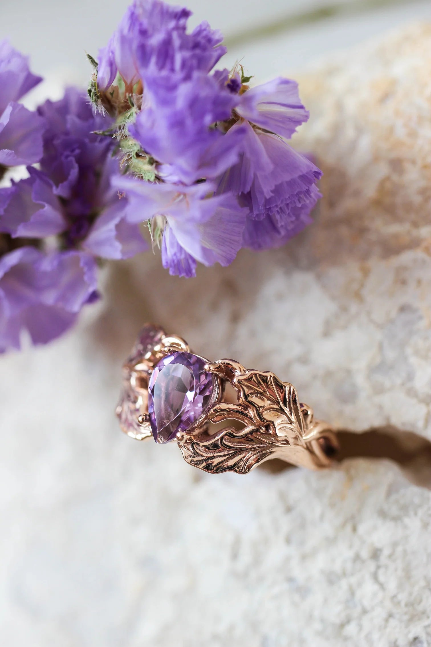 amethyst-stone-pear-cut-leaf-ring