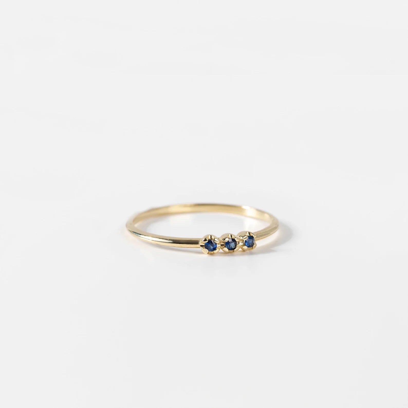 Snippet Blue Sapphire Ring - ARTSY SILVER