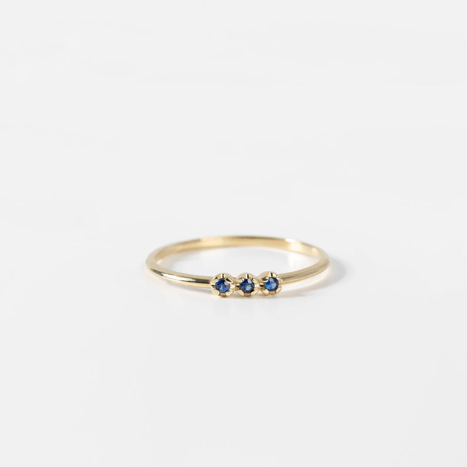 Snippet Blue Sapphire Ring - ARTSY SILVER