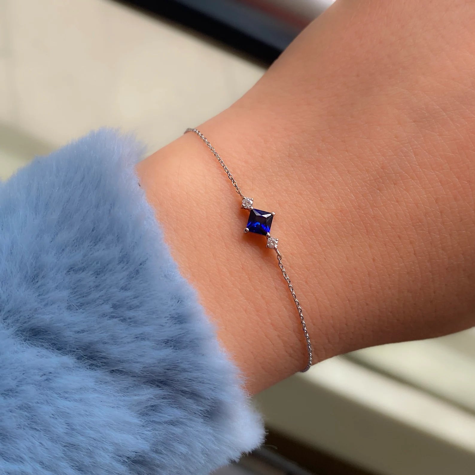 Blue sapphire stone bracelet - ARTSY SILVER