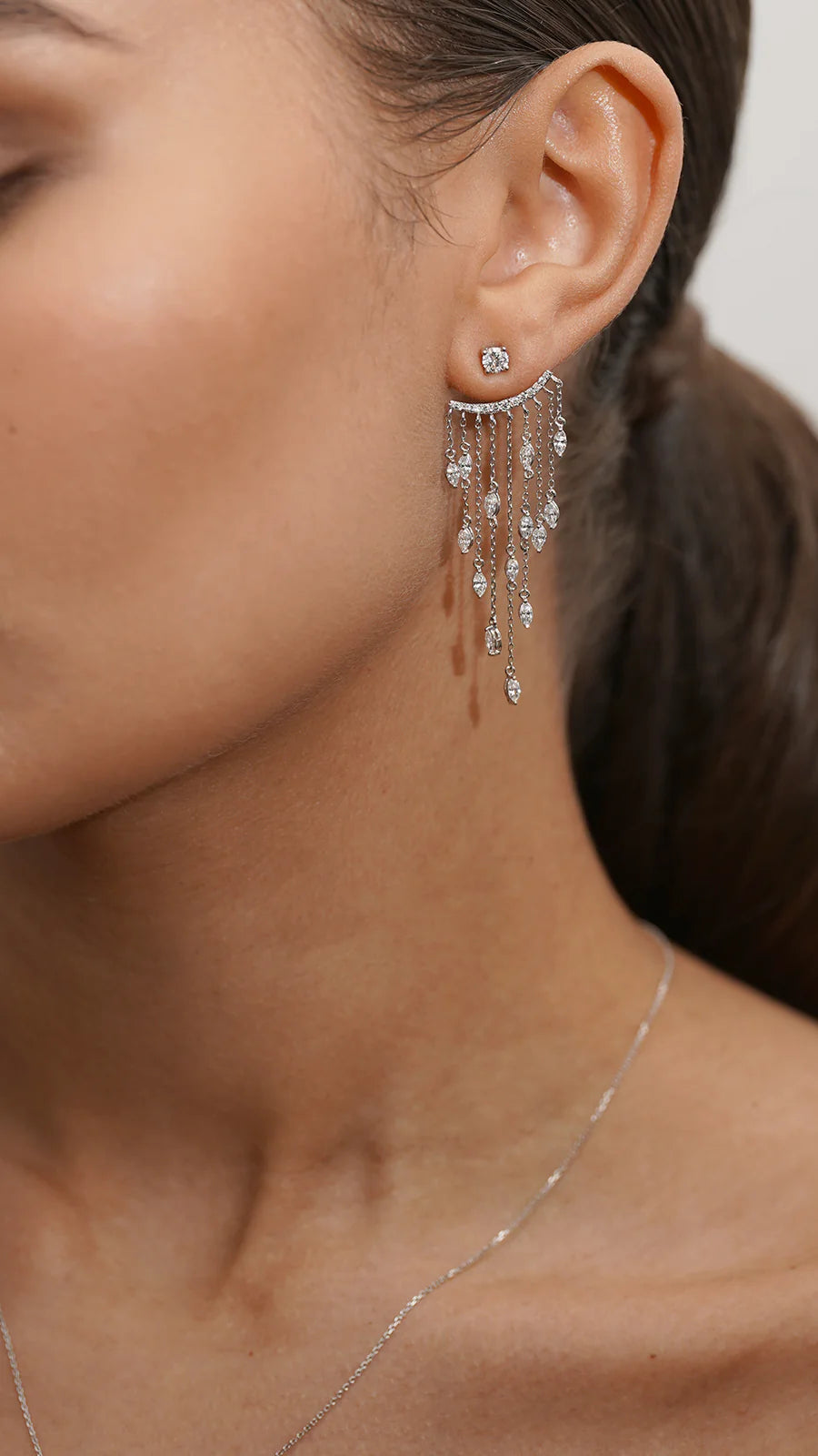 <tc>chandelier ear jacket الفضية</tc>