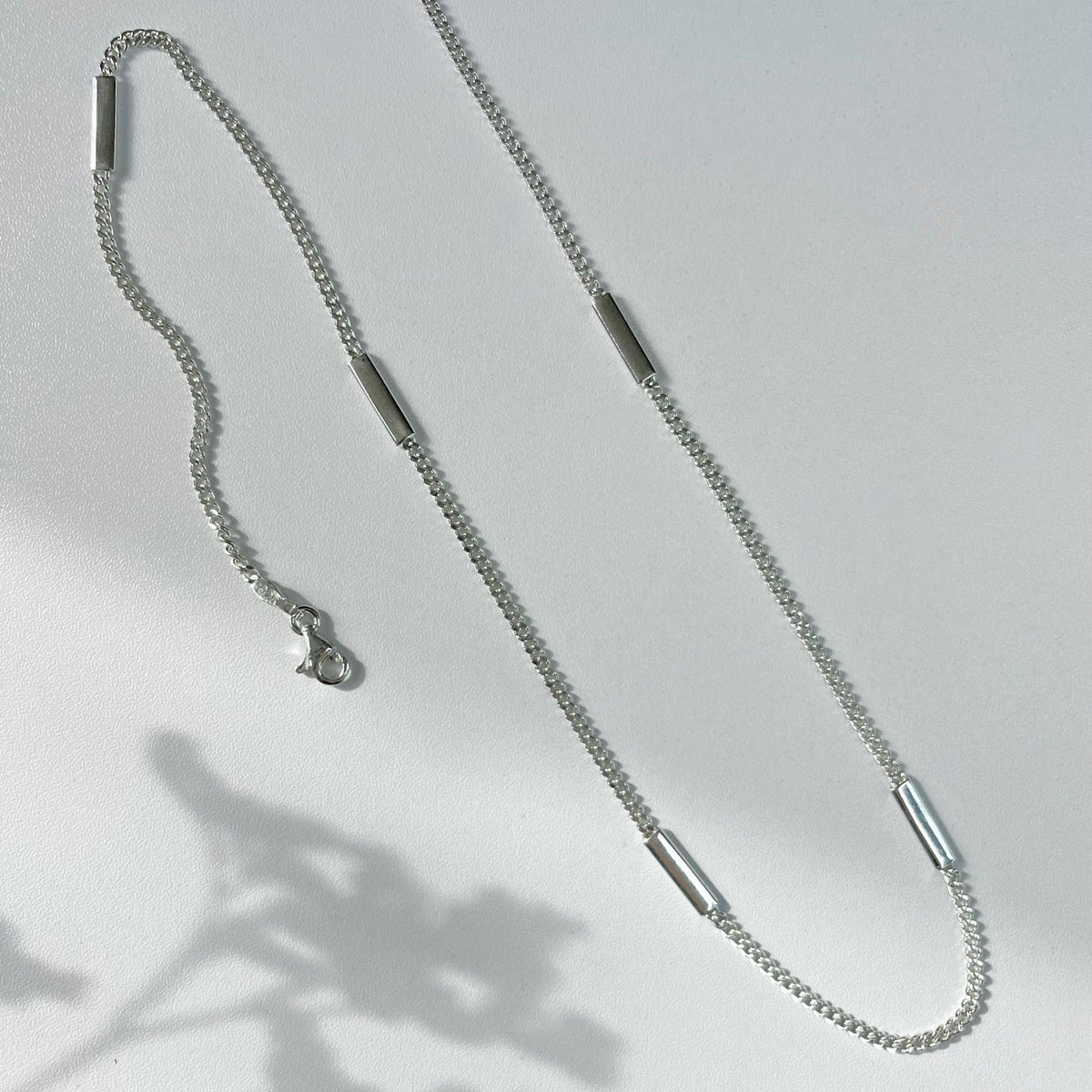 Silver Block Accessory Men's Curb Blocks Silver Chain - Stylish & Durable Accessory
