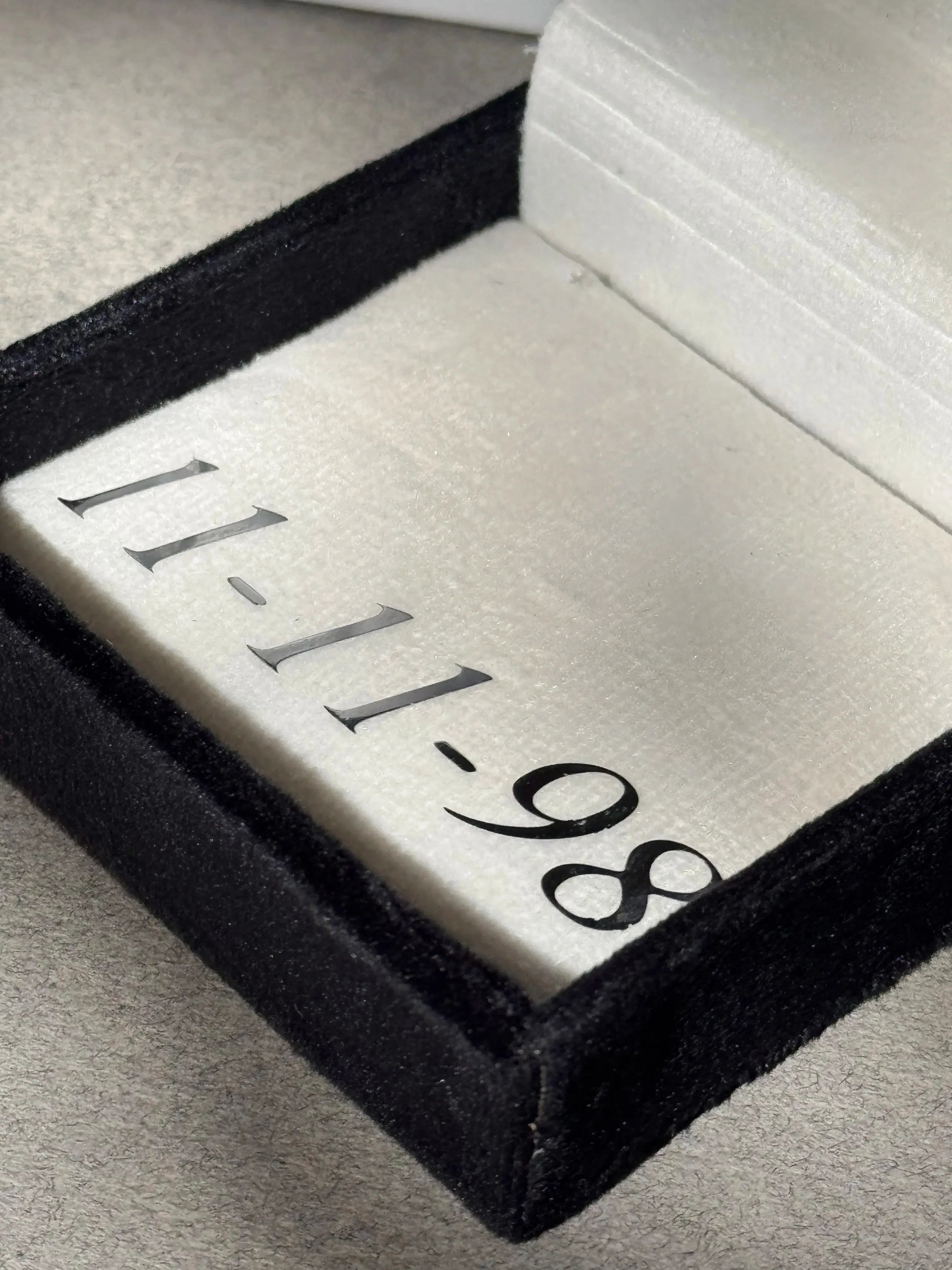 Name Customized Jewelry Box - ARTSY SILVER