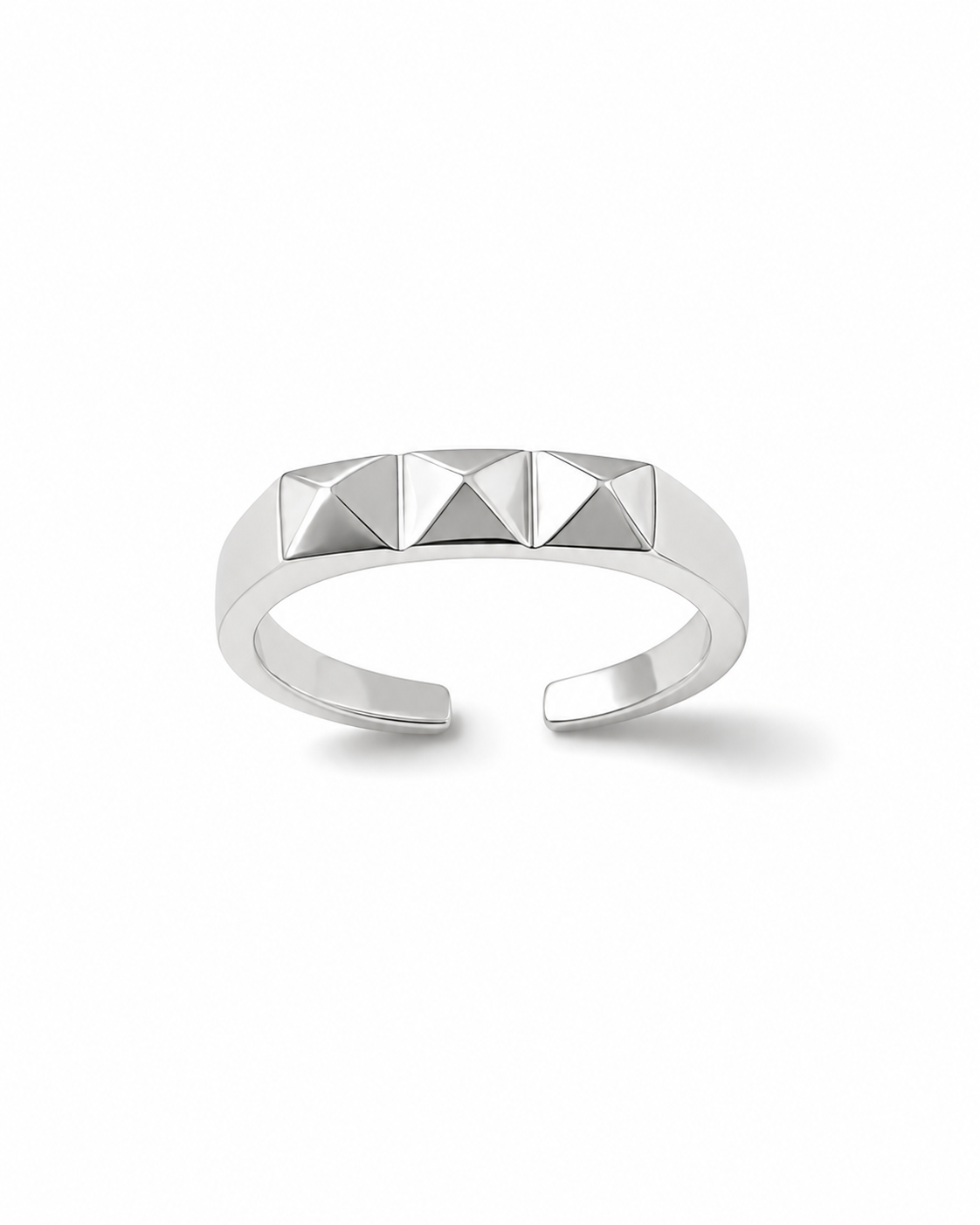 Triple Apex Pyramid Ring