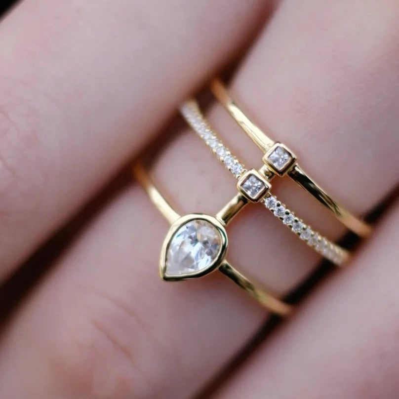 Confident Spark Zircon Ring - ARTSY SILVER