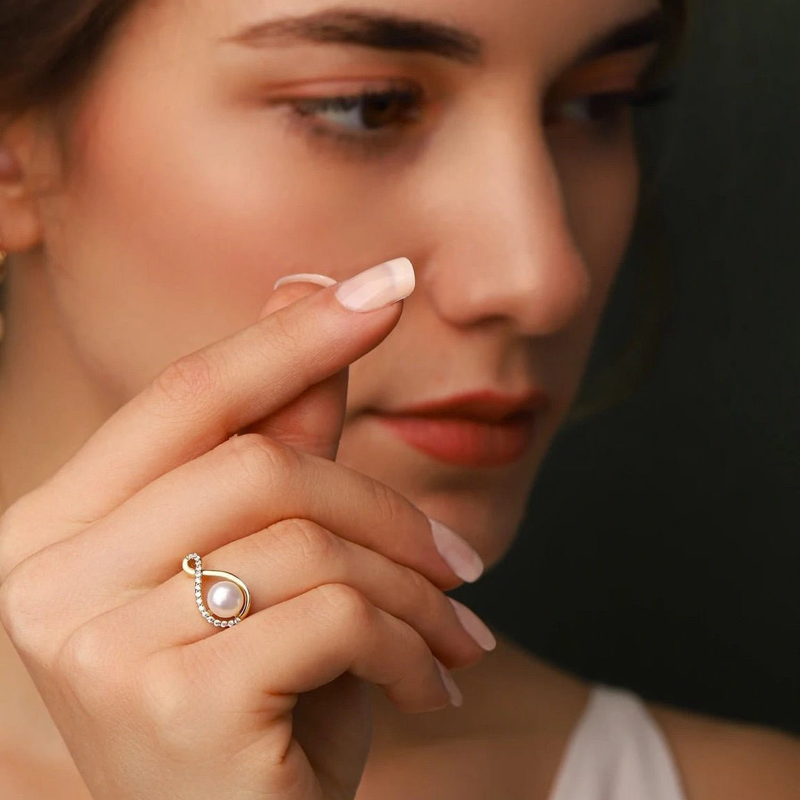 Infinity Pearl Ring - ARTSY SILVER