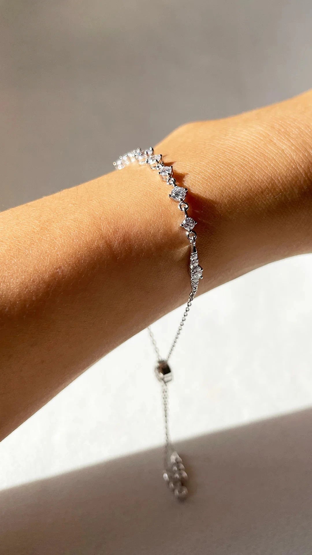 Twinkled Zircon Adjustable Bracelet - ARTSY SILVER