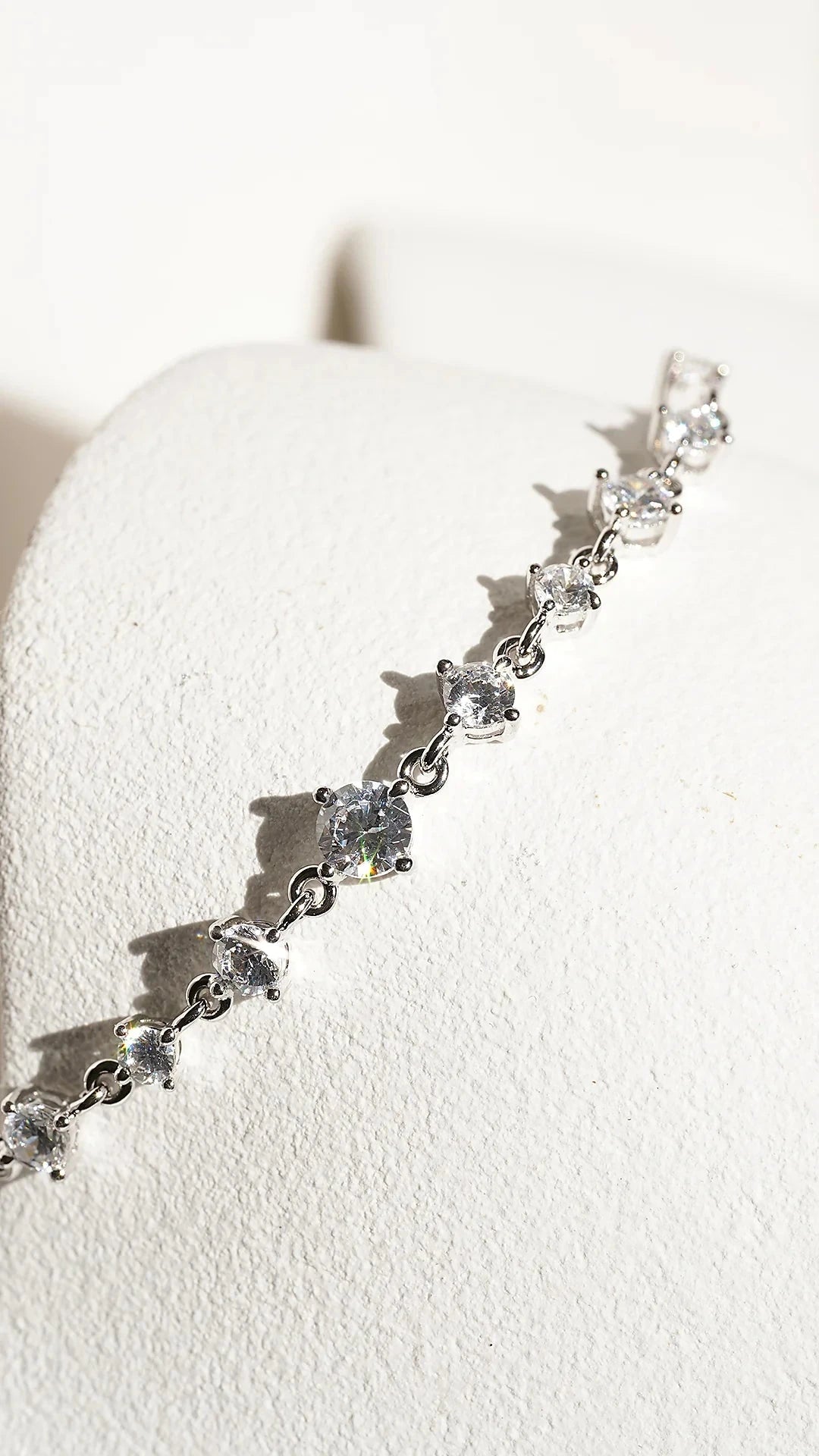 Twinkled Zircon Adjustable Bracelet - ARTSY SILVER