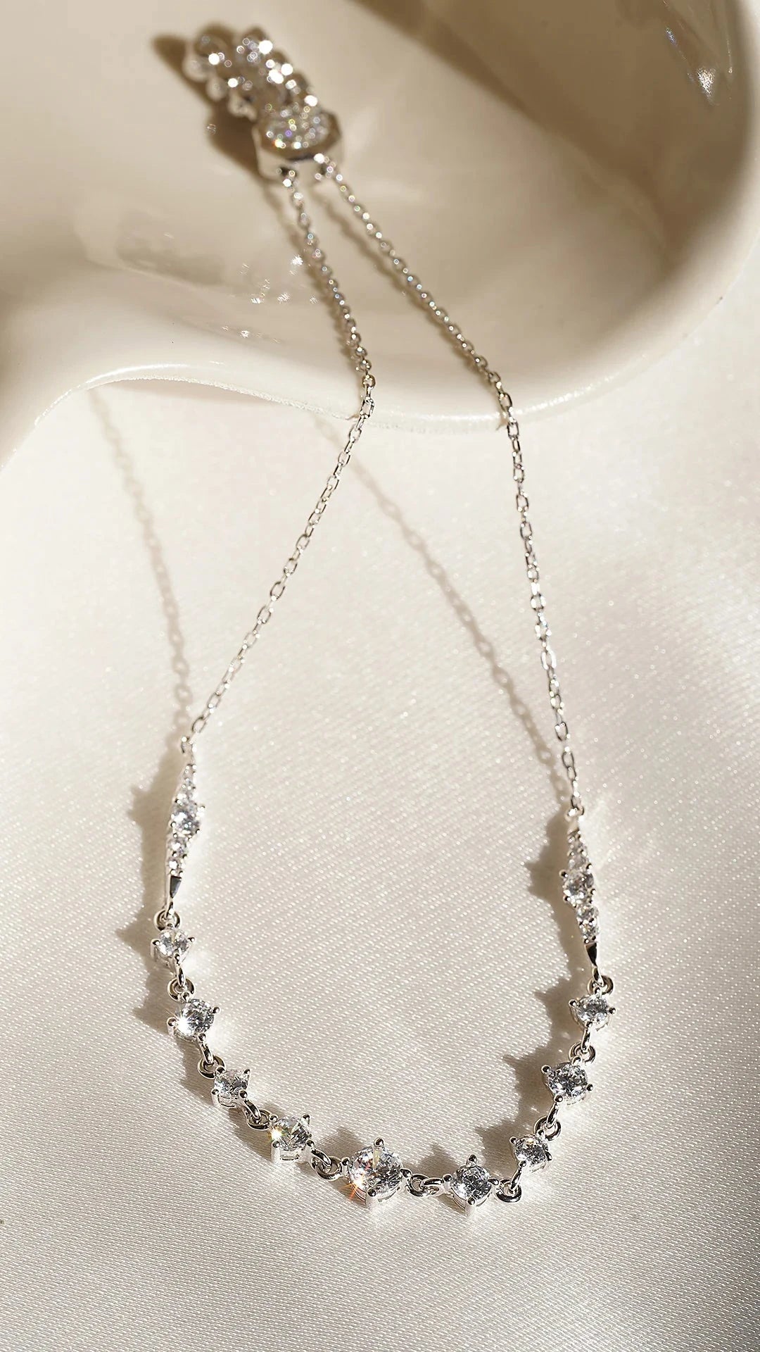 Twinkled Zircon Adjustable Bracelet - ARTSY SILVER