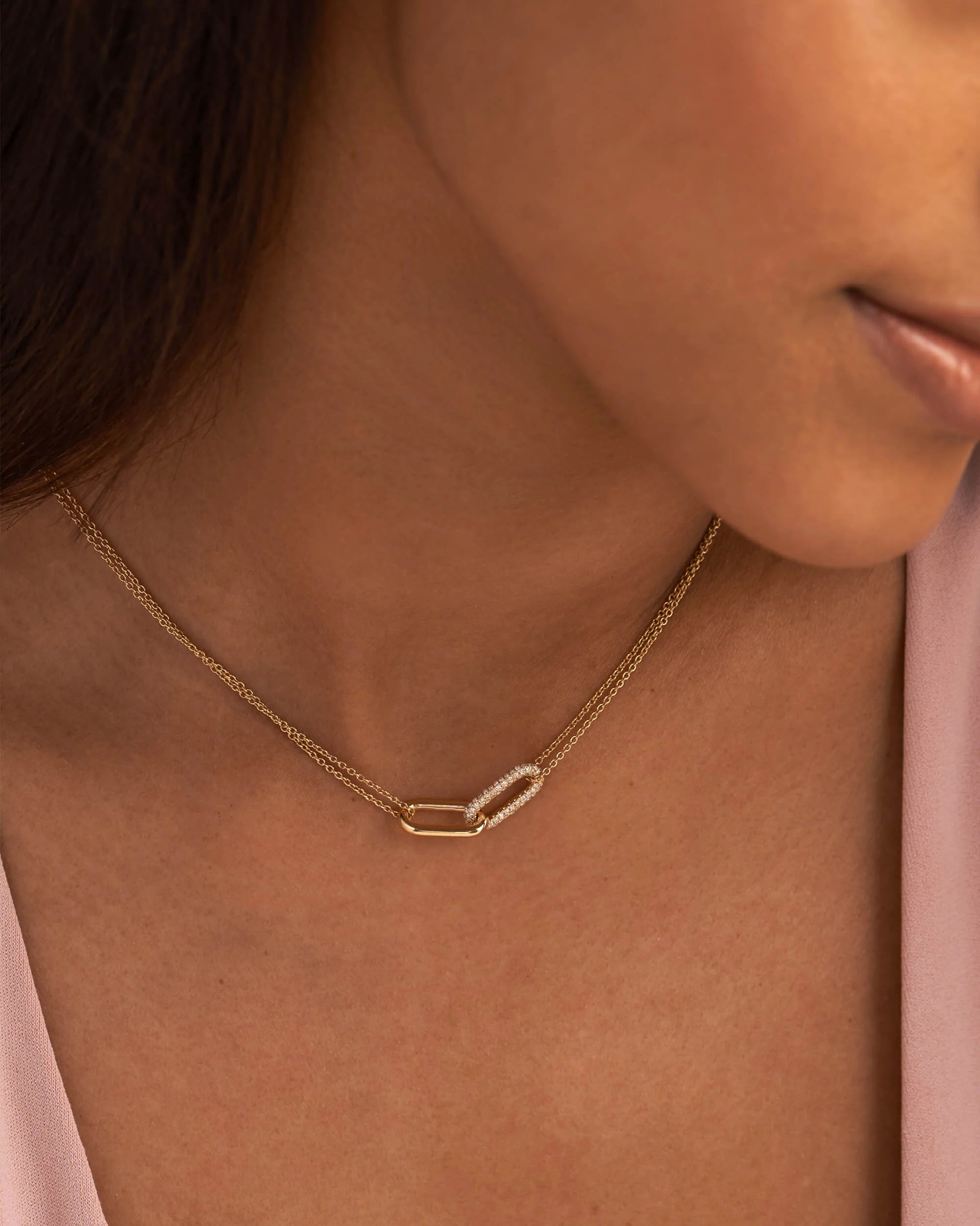 Never Let Go Interlocked Necklace - ARTSY SILVER