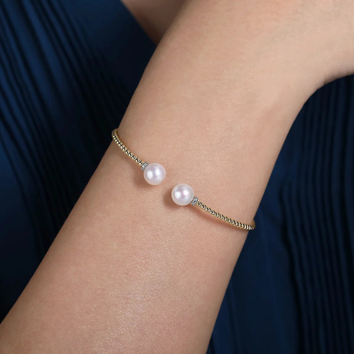 Pearl Pop Open Bangle