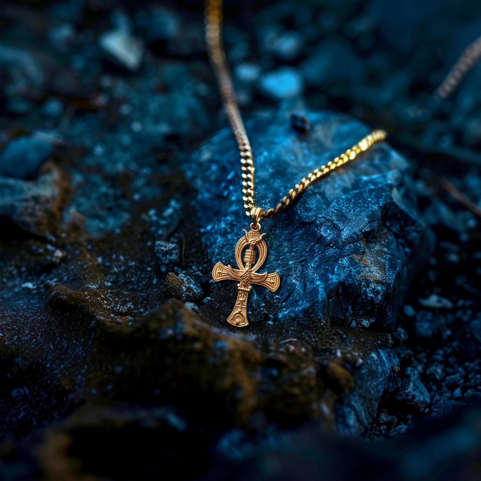 Pharaonic-Ankh-Pendant
