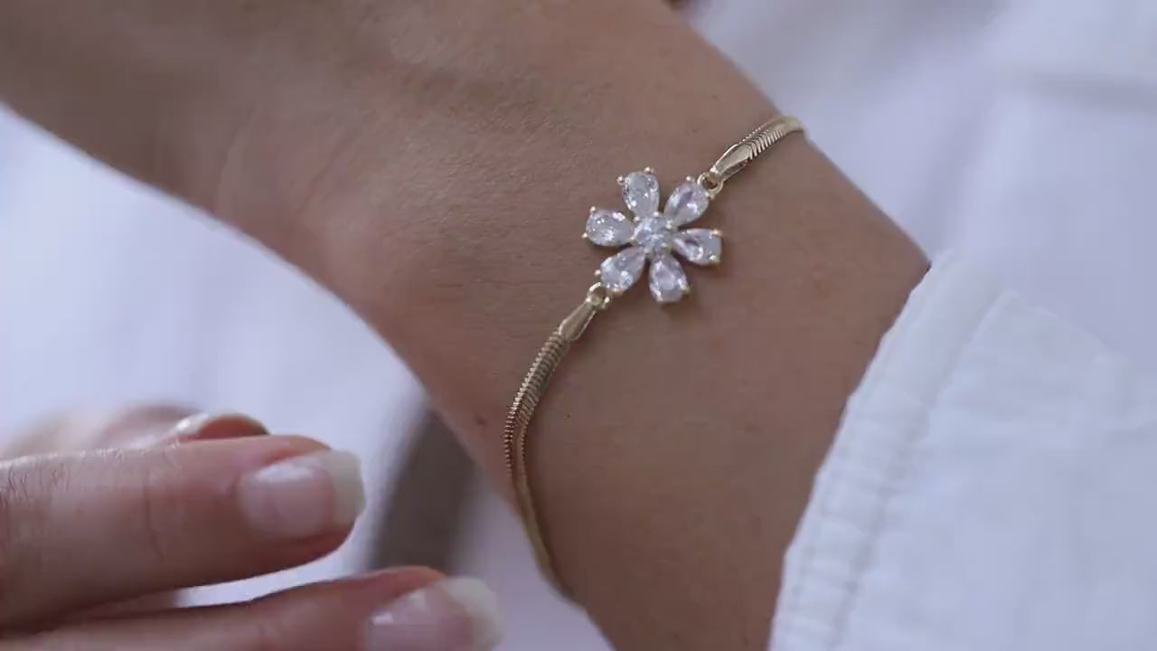 Daisy- Snake -Chain -Bracelet