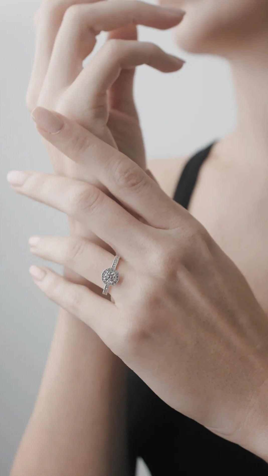 Cher Zircon Promise Ring - ARTSY SILVER