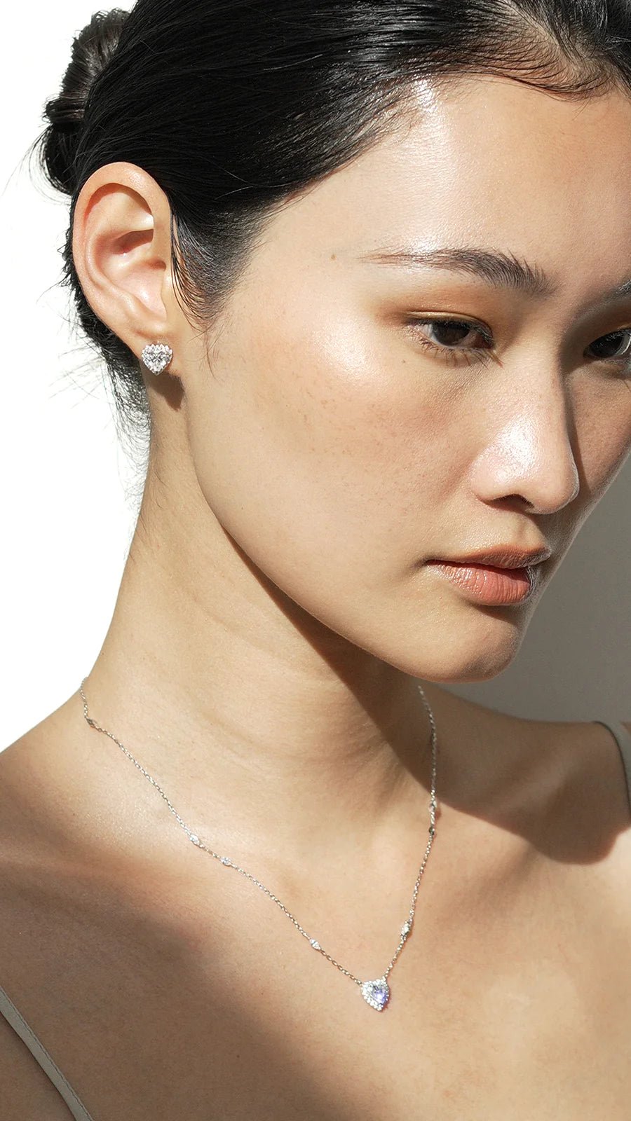 Sweetheart Zircon Silver Necklace - ARTSY SILVER