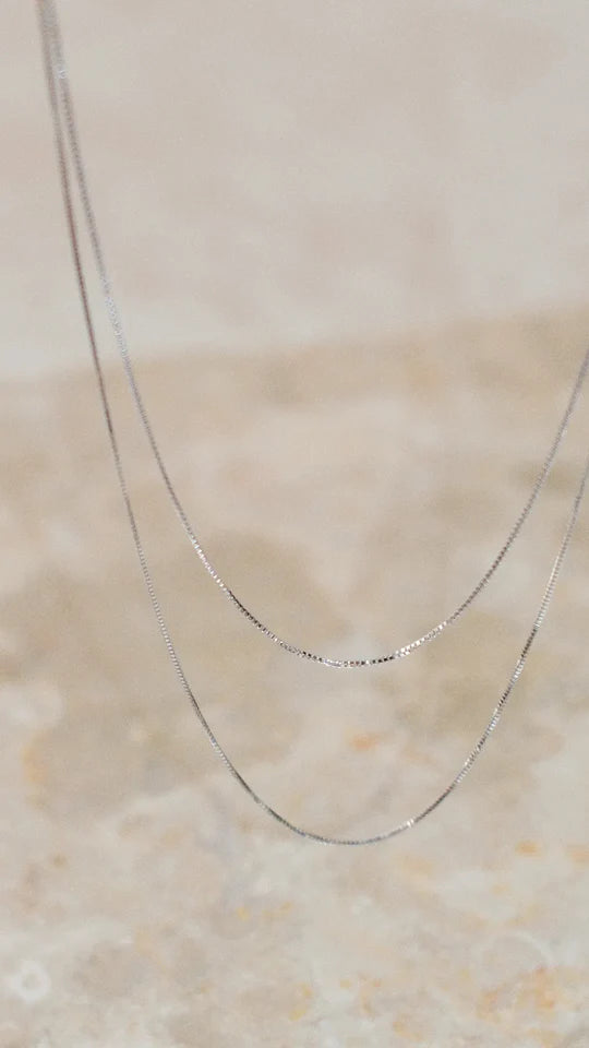 Sleek Box Chain Necklace