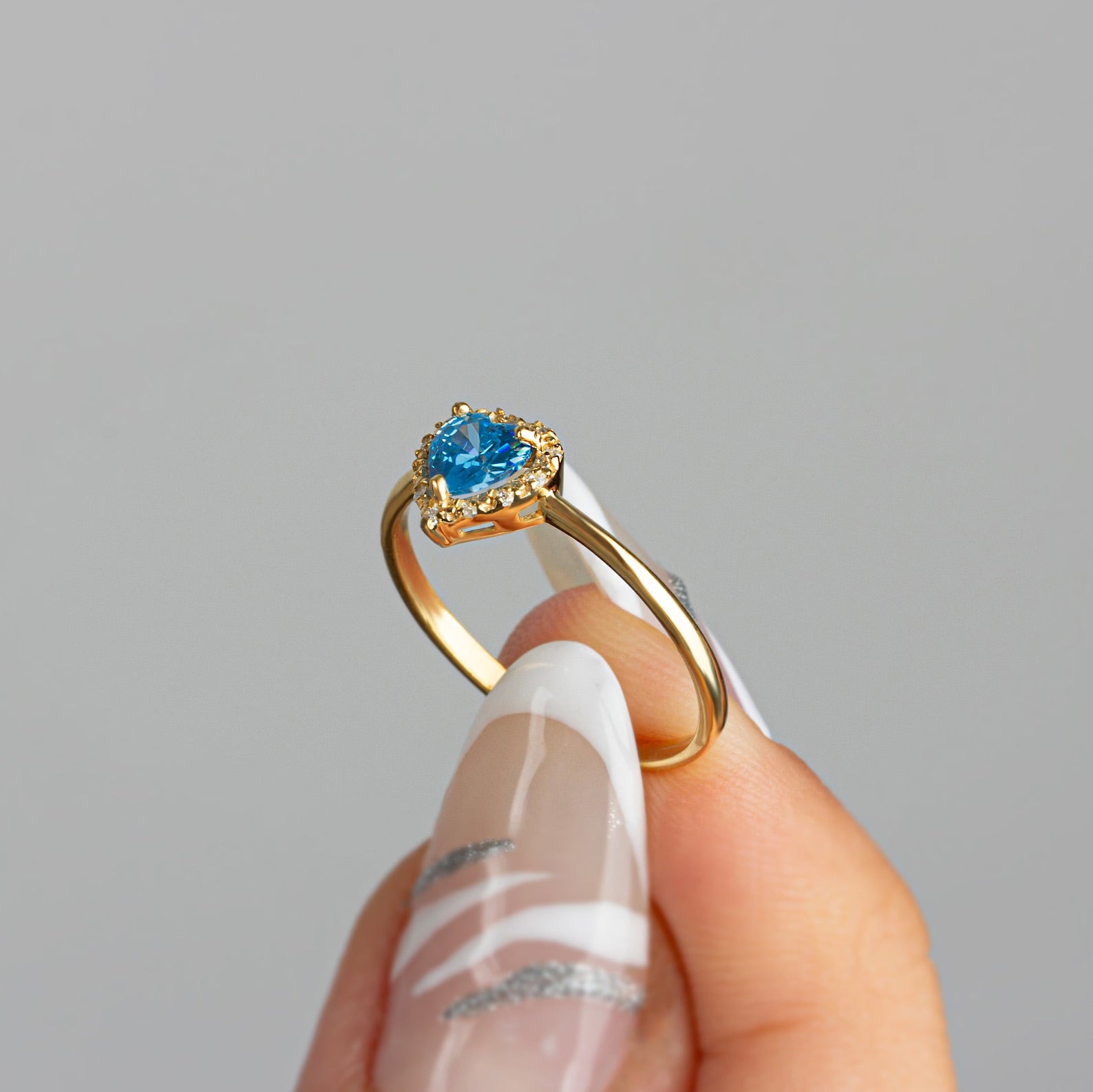 You London Blue Topaz Heart Ring - ARTSY SILVER