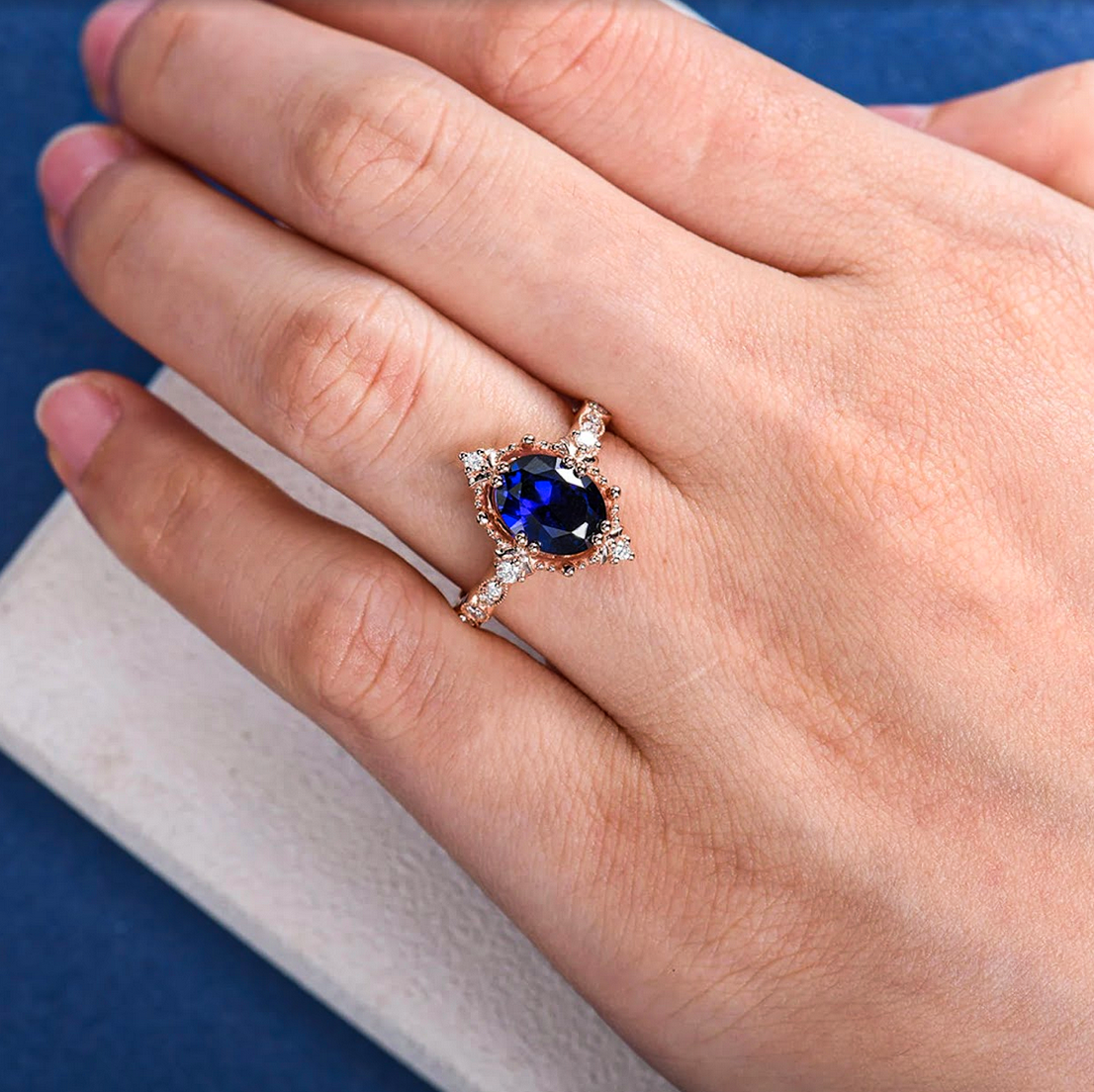 Art Deco blue Sapphire stone Ring