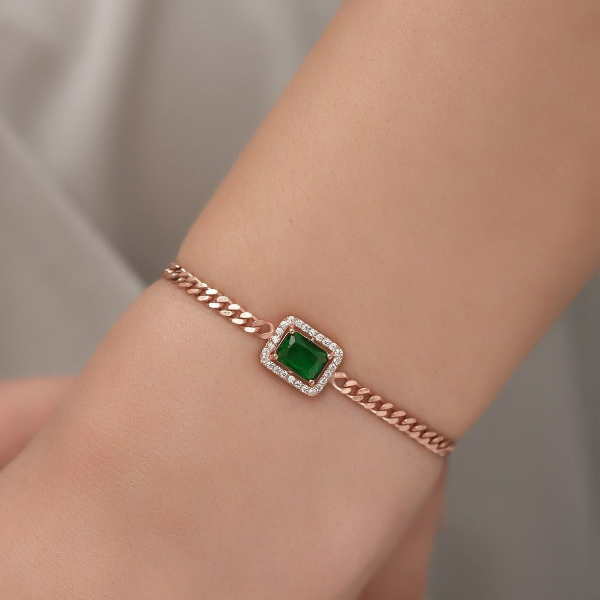 Gourmet Chain Green Stone Bracelet - ARTSY SILVER